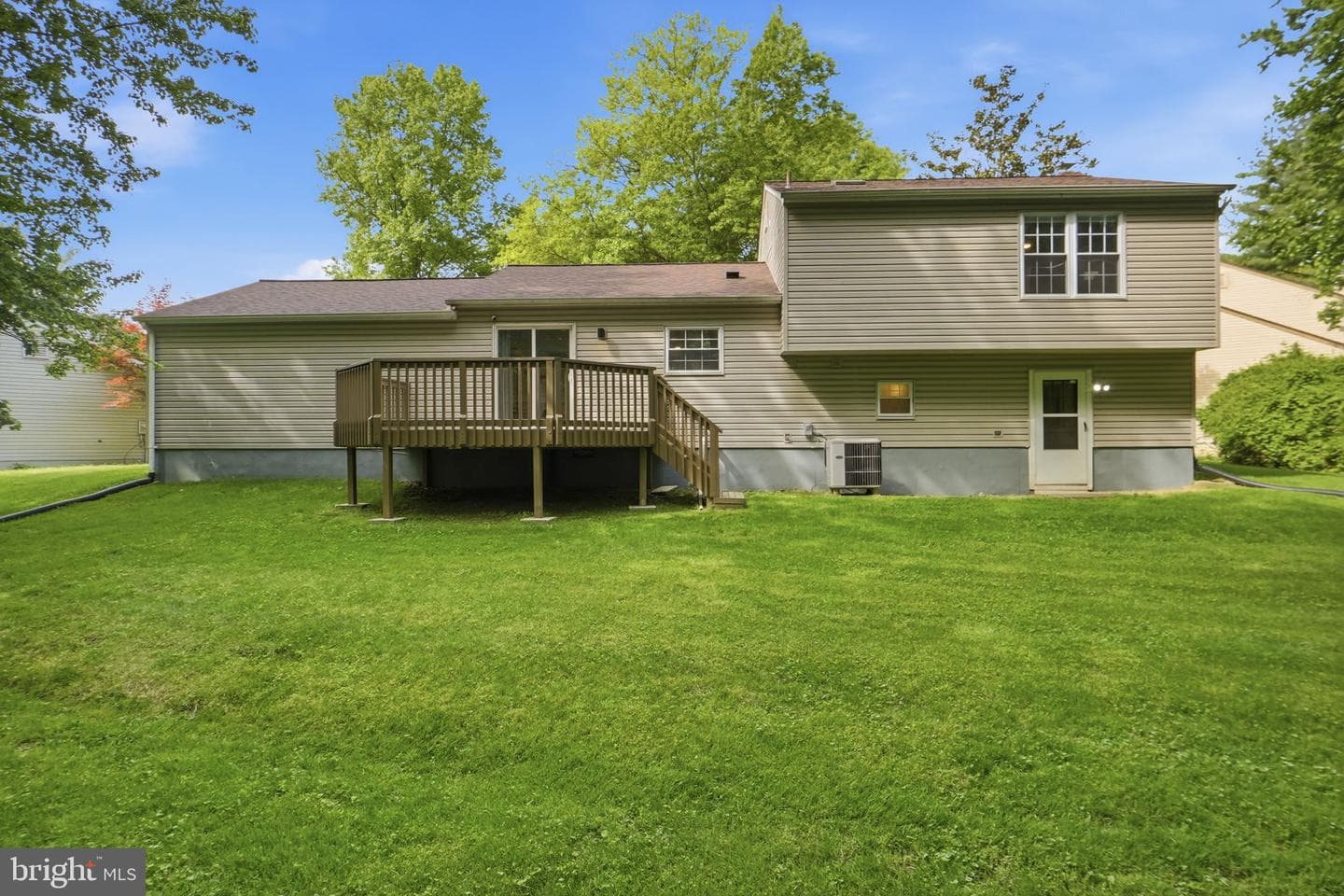 15904 Ark Court photo 20