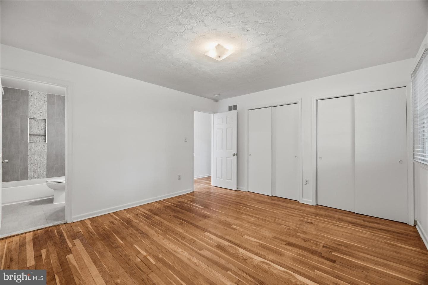 5807 Parkway Drive photo 15