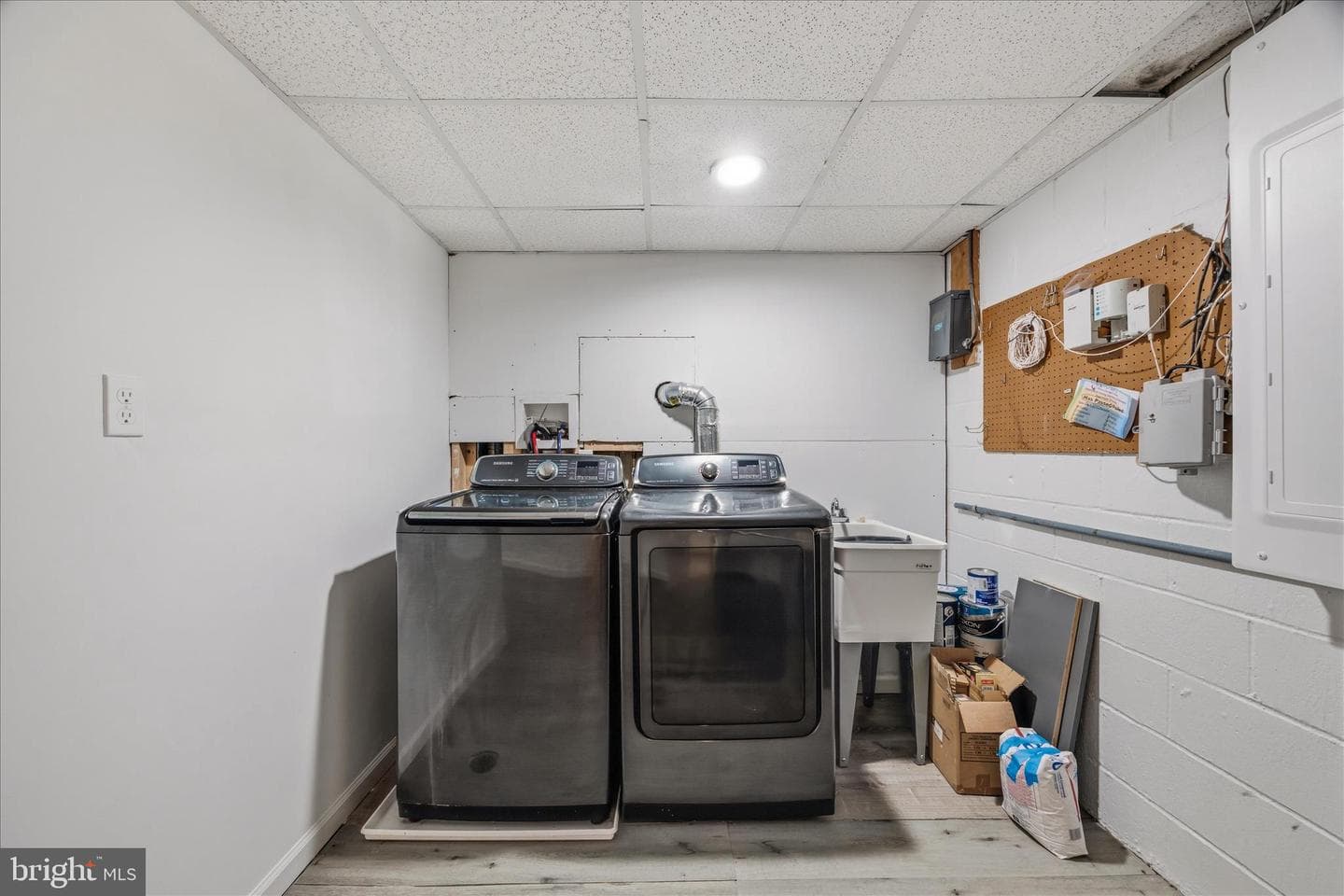 5807 Parkway Drive photo 27