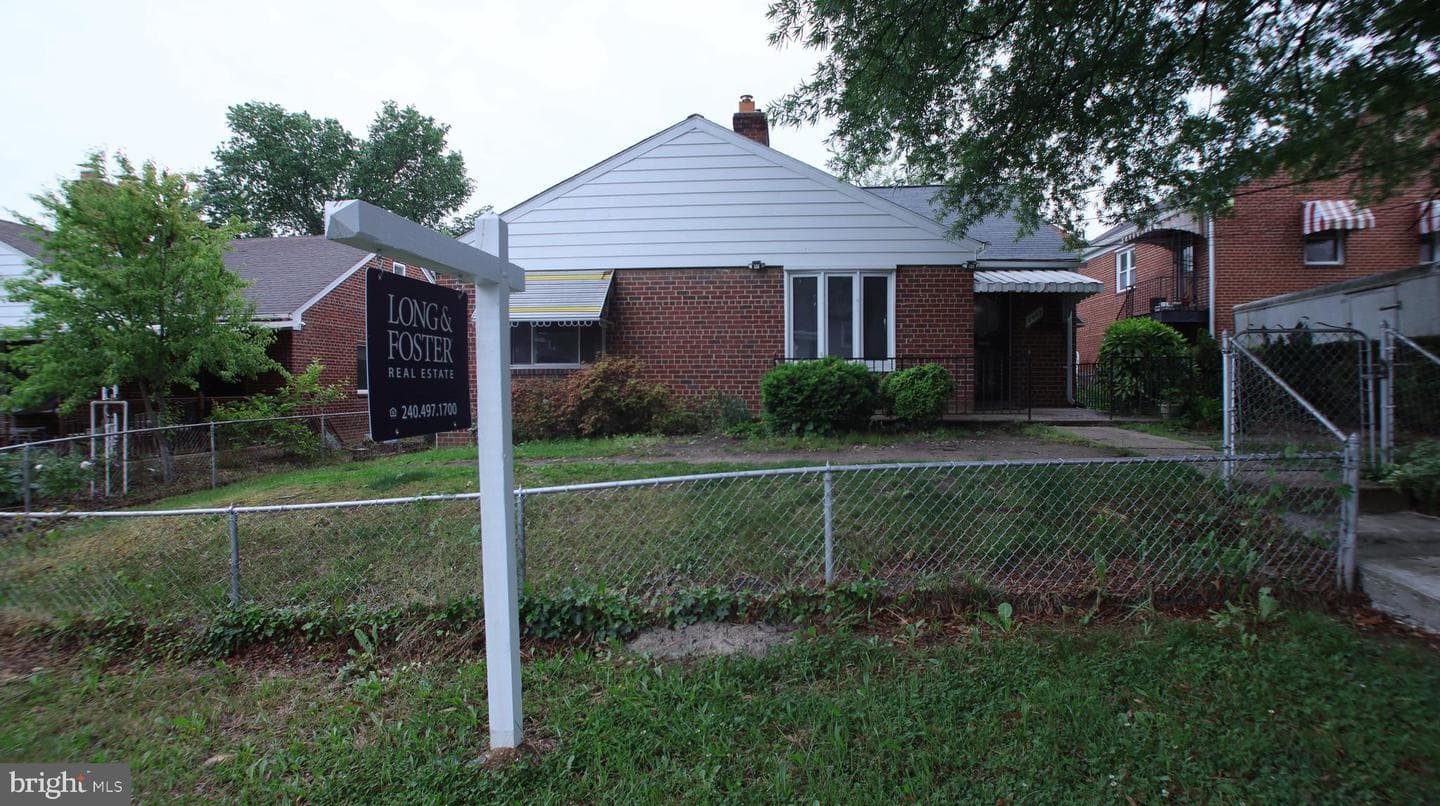 5407 Sargent Road, Hyattsville