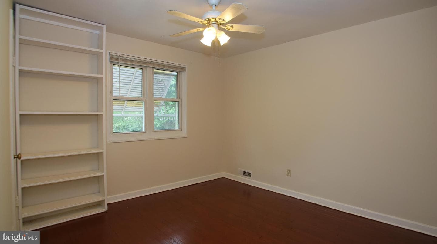 5407 Sargent Road photo 10