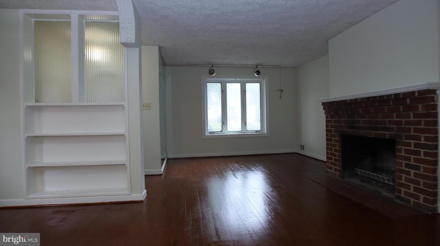5407 Sargent Road photo 6