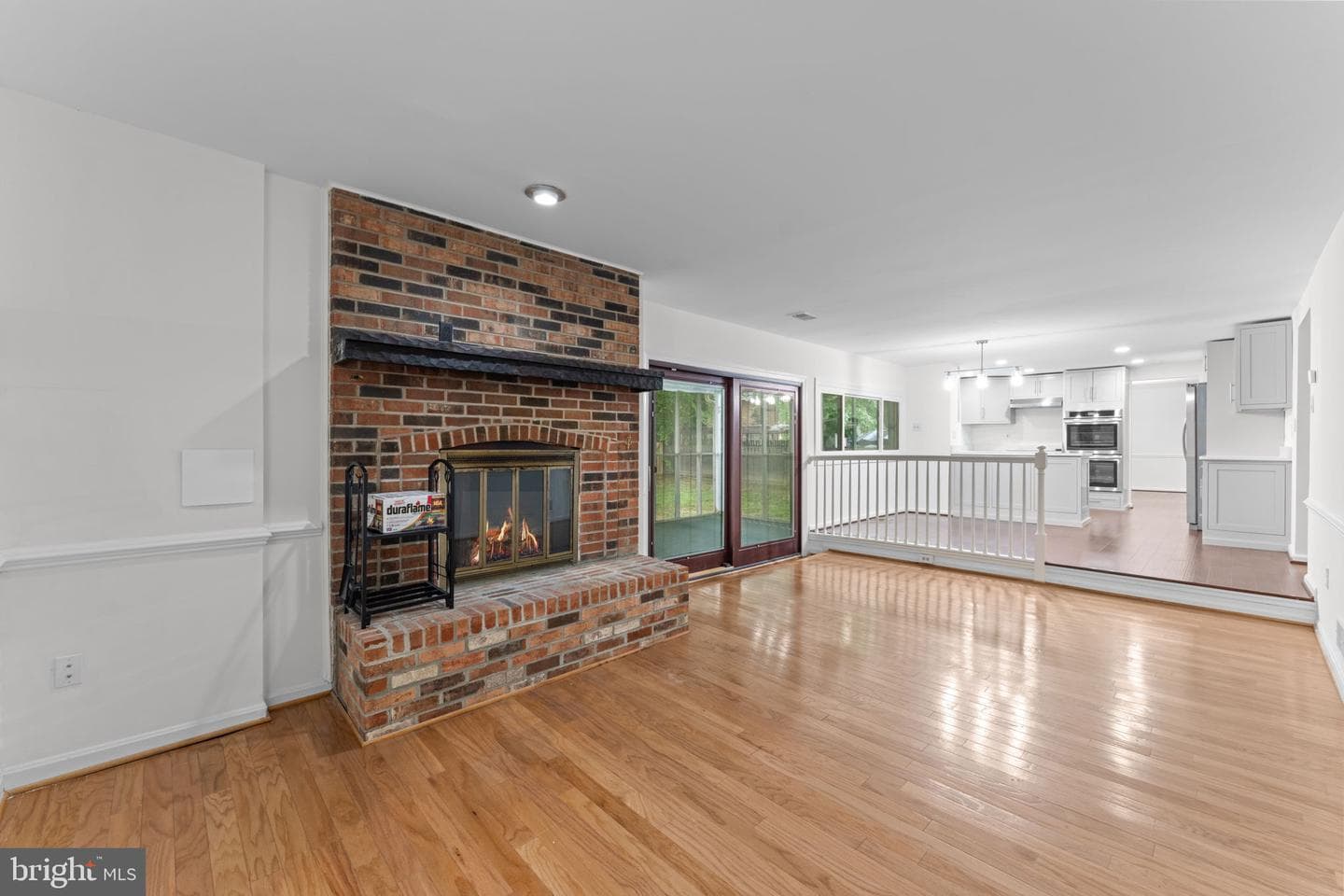 766 Gleneagles Drive photo 31