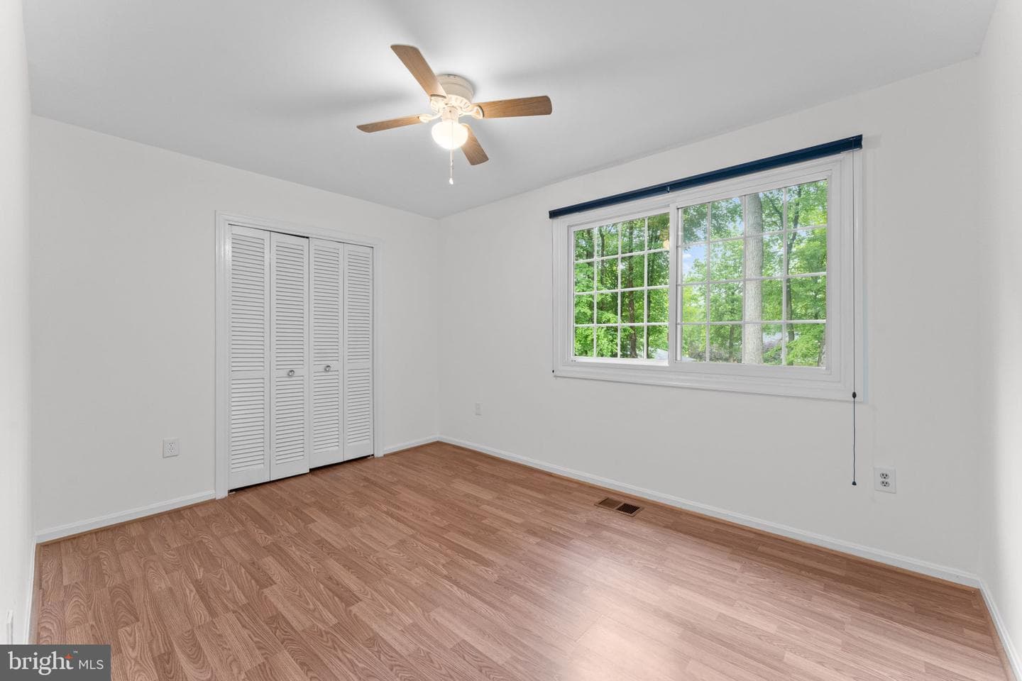 766 Gleneagles Drive photo 41