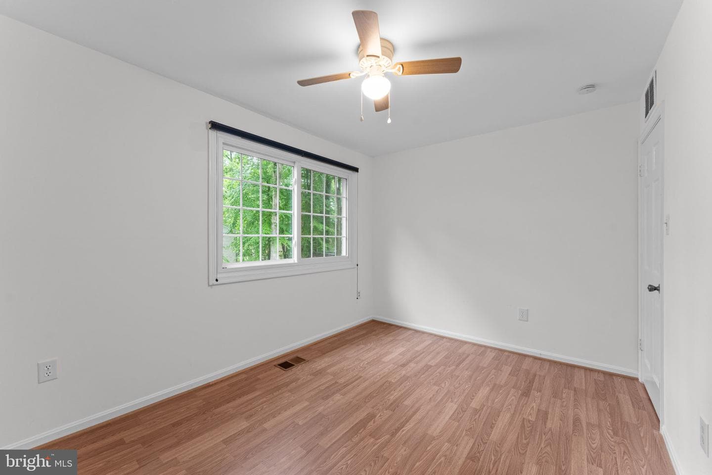 766 Gleneagles Drive photo 42