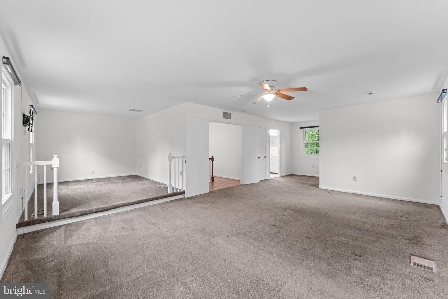 766 Gleneagles Drive photo 47