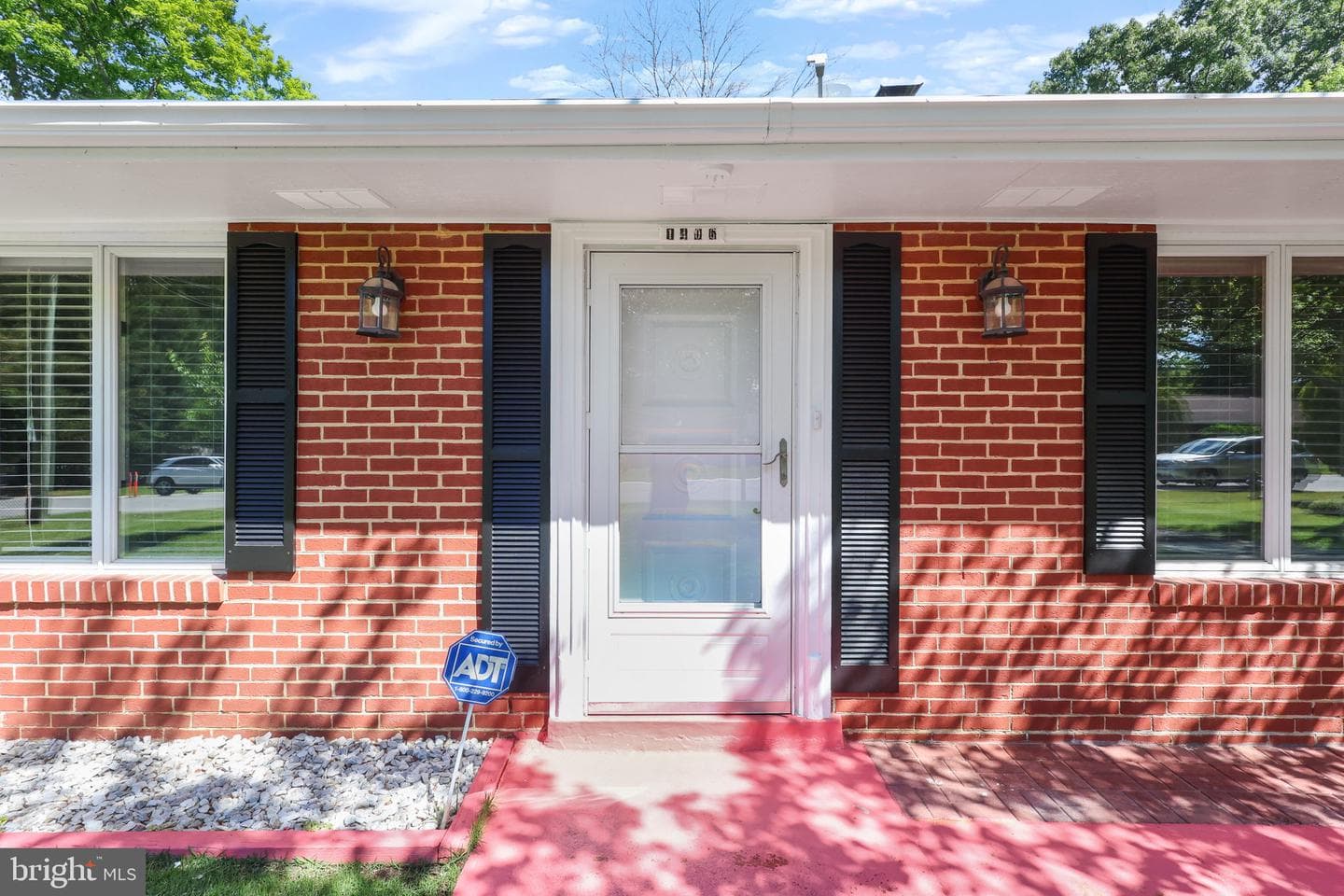 1406 Jefferson Road photo 5