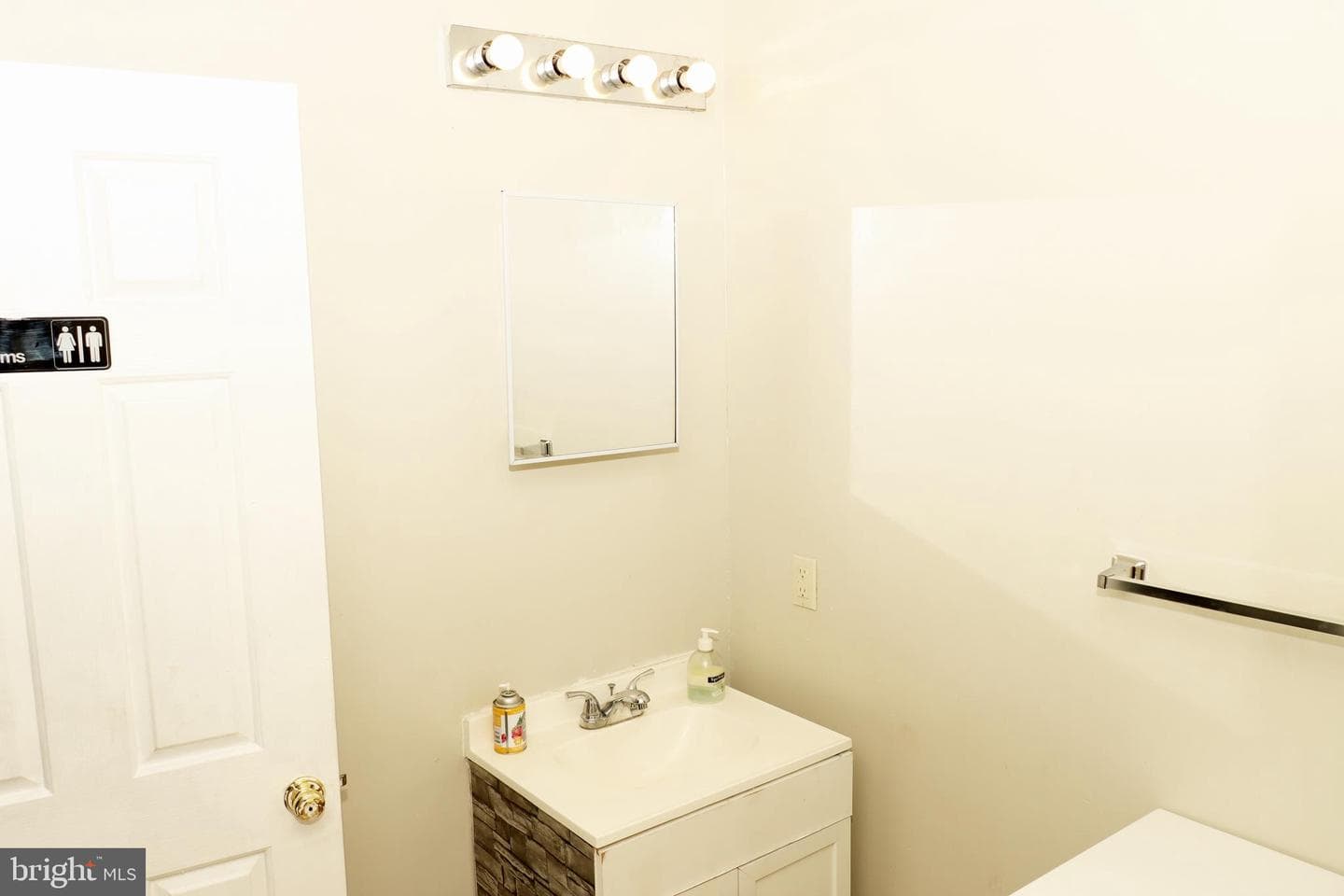 9216 Crandall Road photo 39