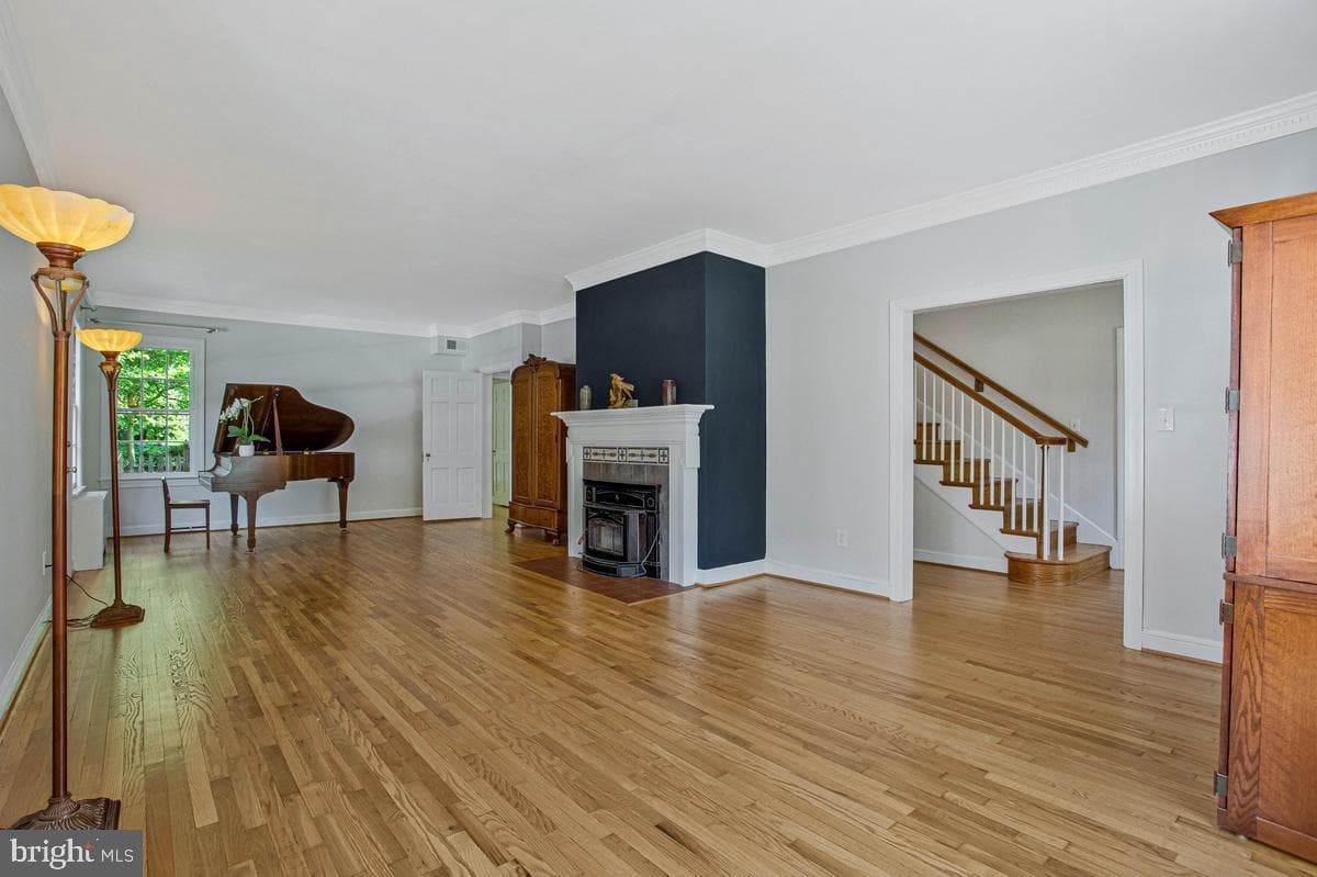 4212 Longfellow Street photo 3