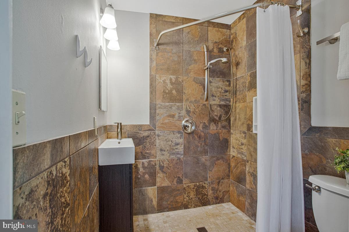 4212 Longfellow Street photo 41