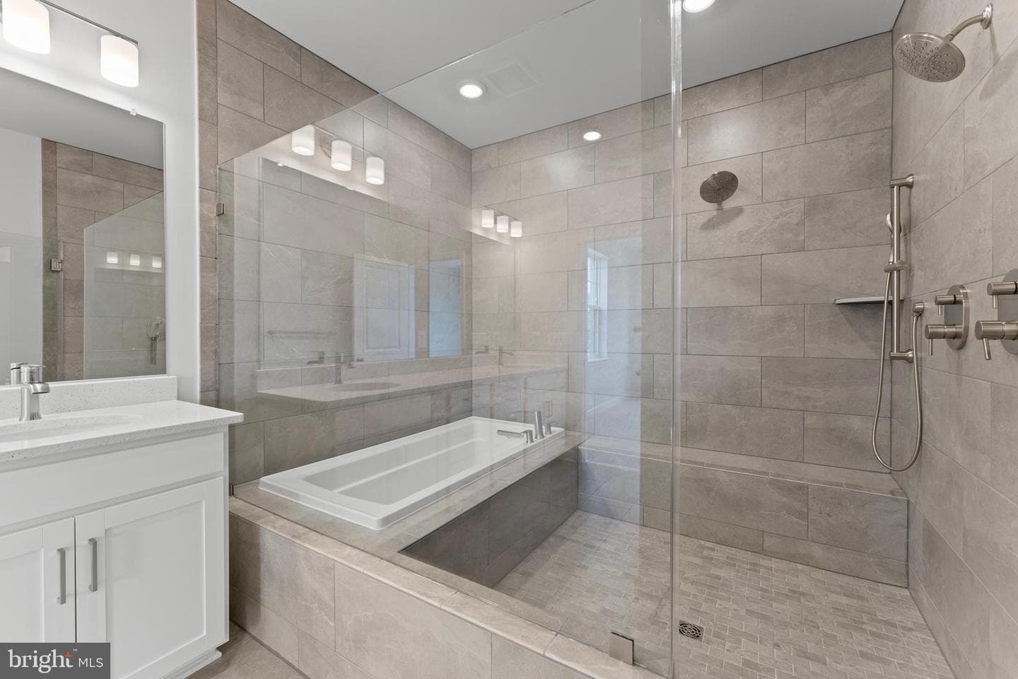 612 Catamaran Way photo 16