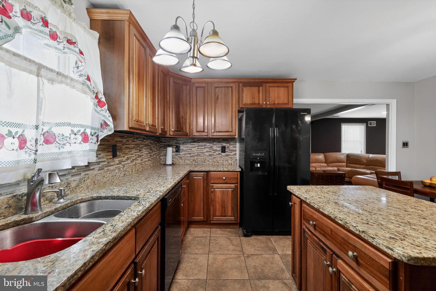 10003 Dakin Court photo 9