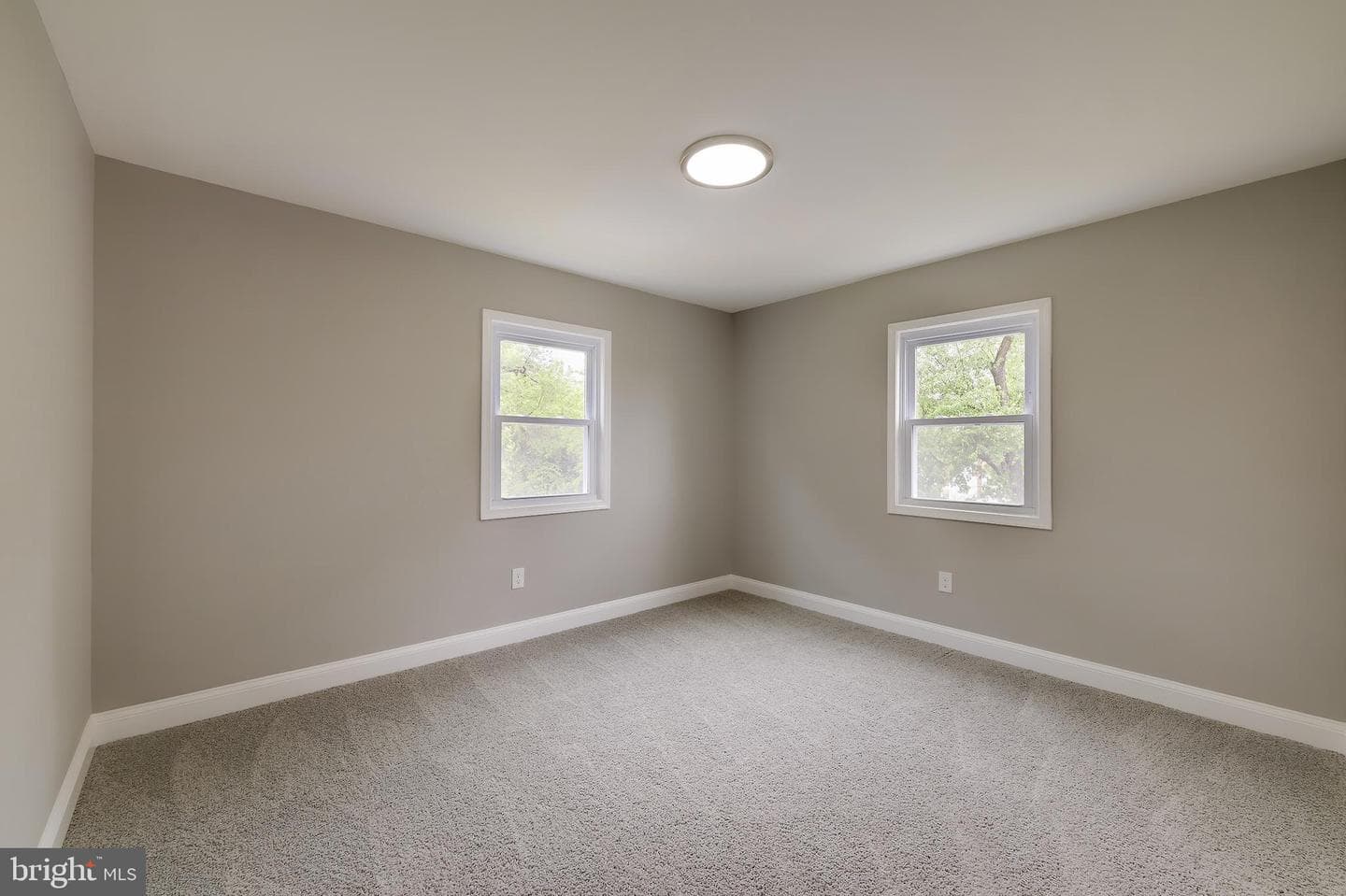 4904 Delaware Street photo 15