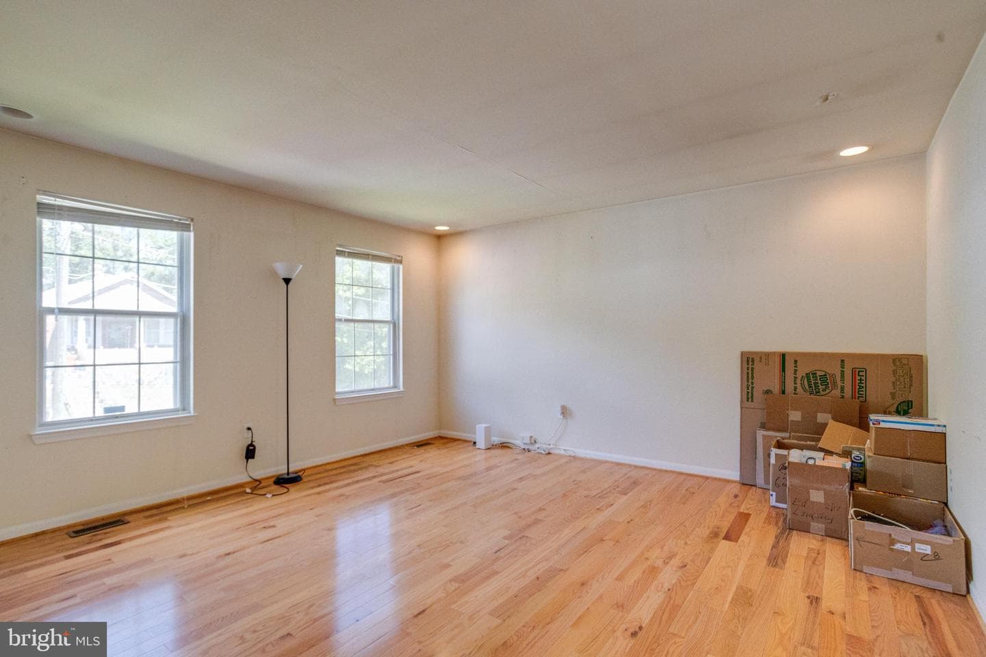 806 Balboa Avenue photo 4