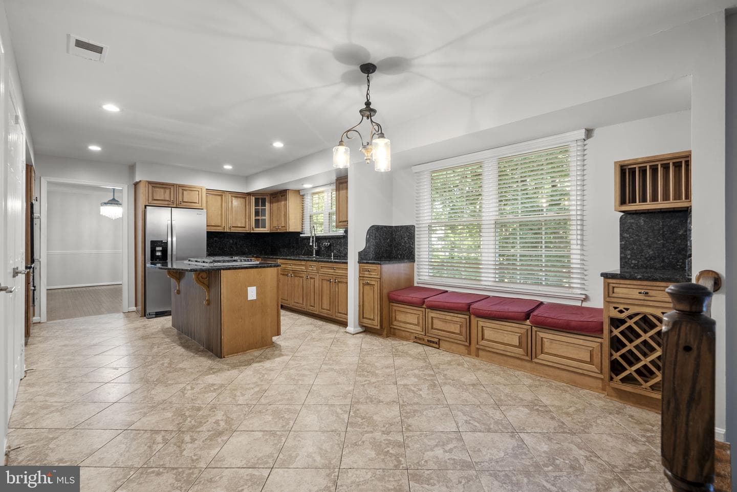 6113 Omar photo 22