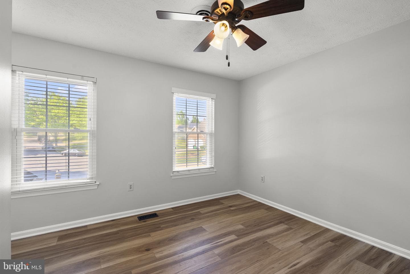 6113 Omar photo 38