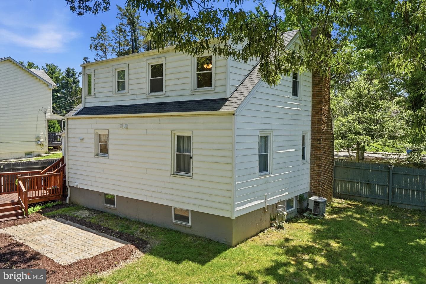 6704 Boxwood Drive photo 36