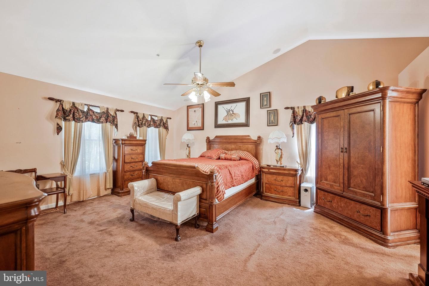 8811 Gladeside Drive photo 18
