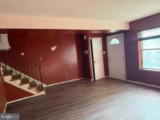 5707 Davey Street photo 3