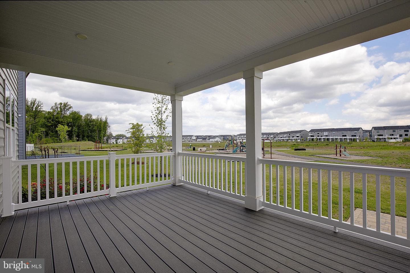 908 Midbrook Ln photo 10