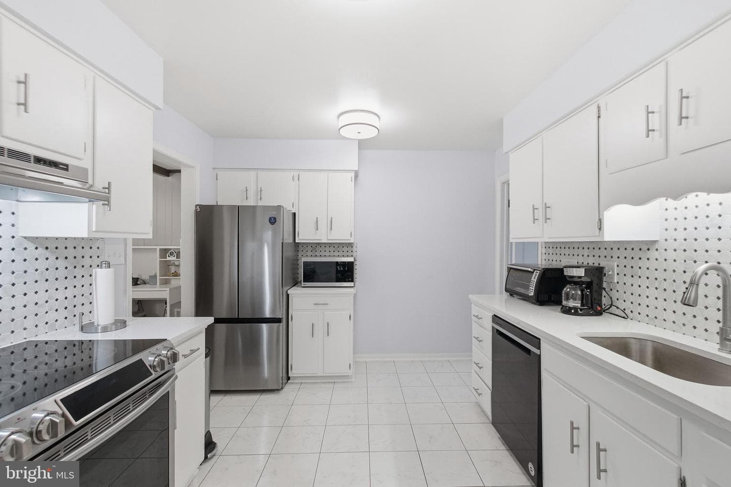 14105 Manchester Road photo 12