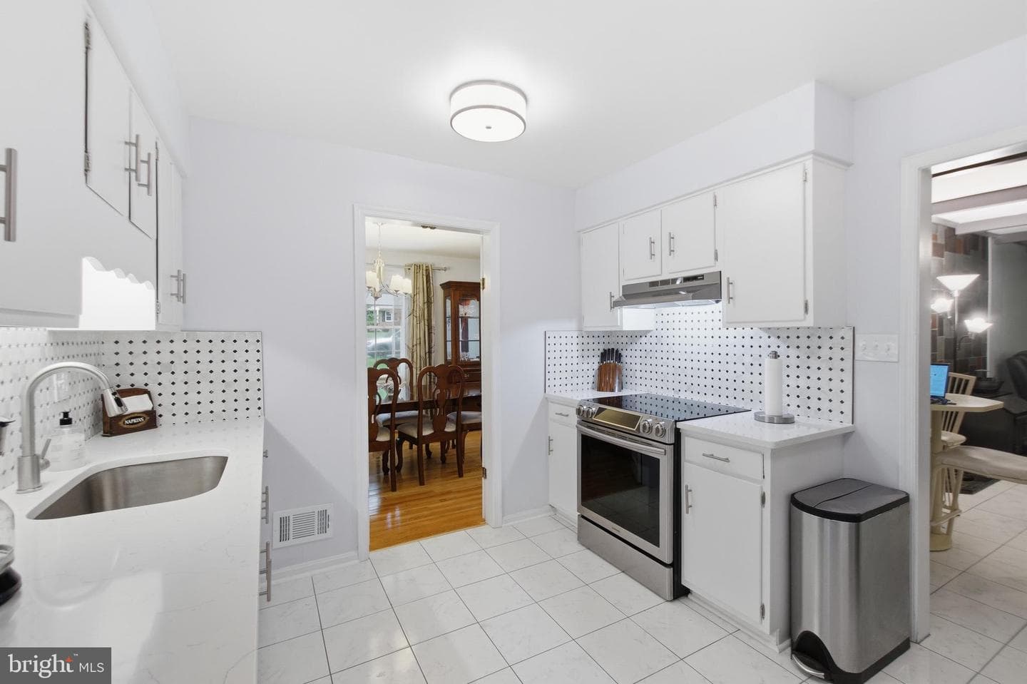 14105 Manchester Road photo 14