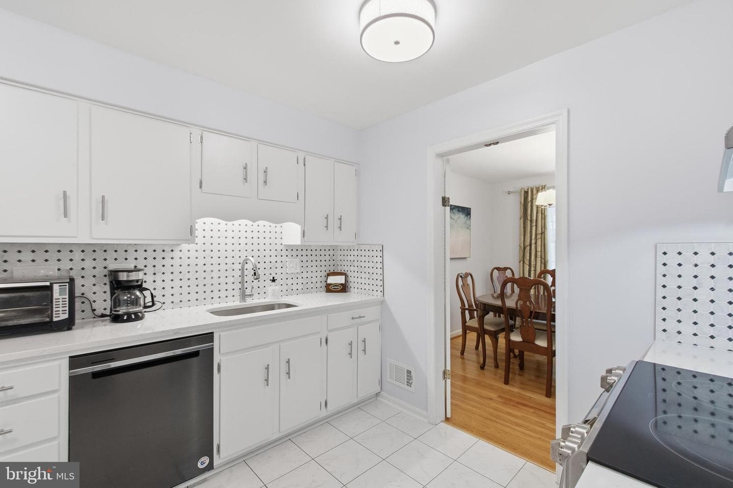 14105 Manchester Road photo 15