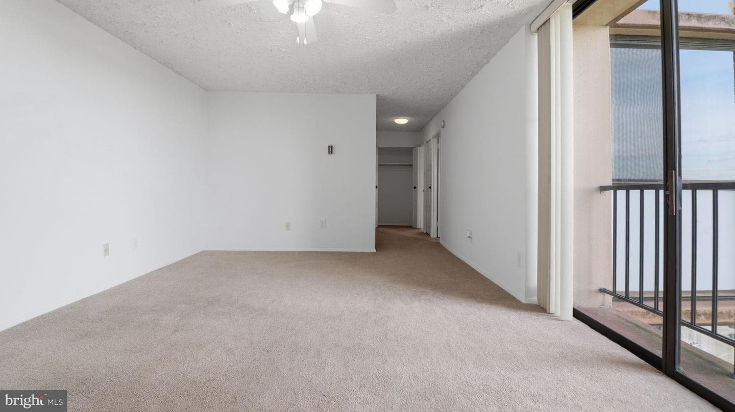 6100 Westchester Park Drive #1120 photo 9