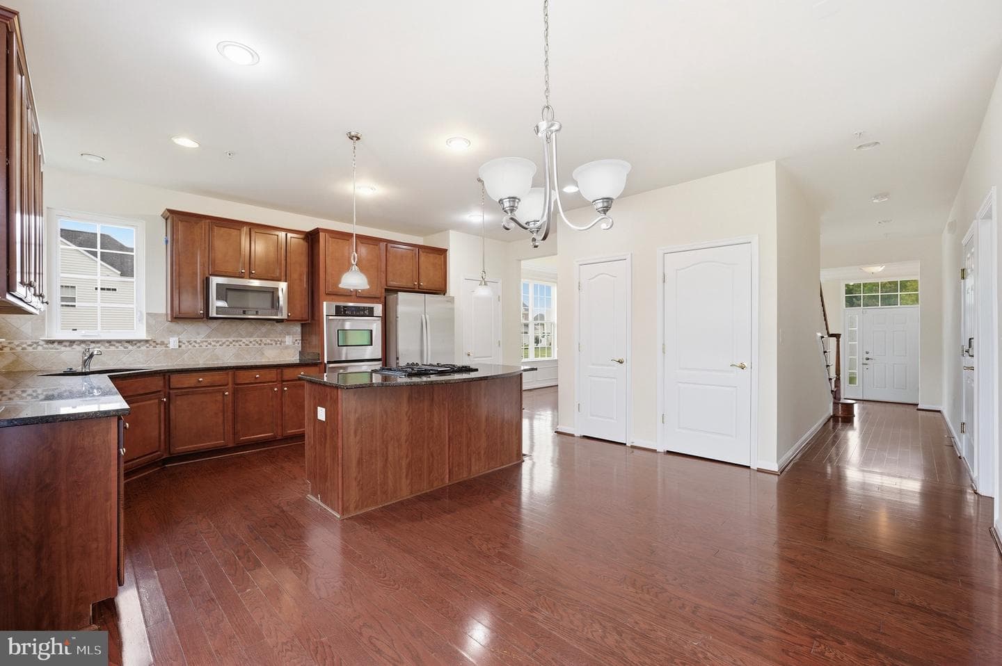 7108 Sudley Avenue photo 16