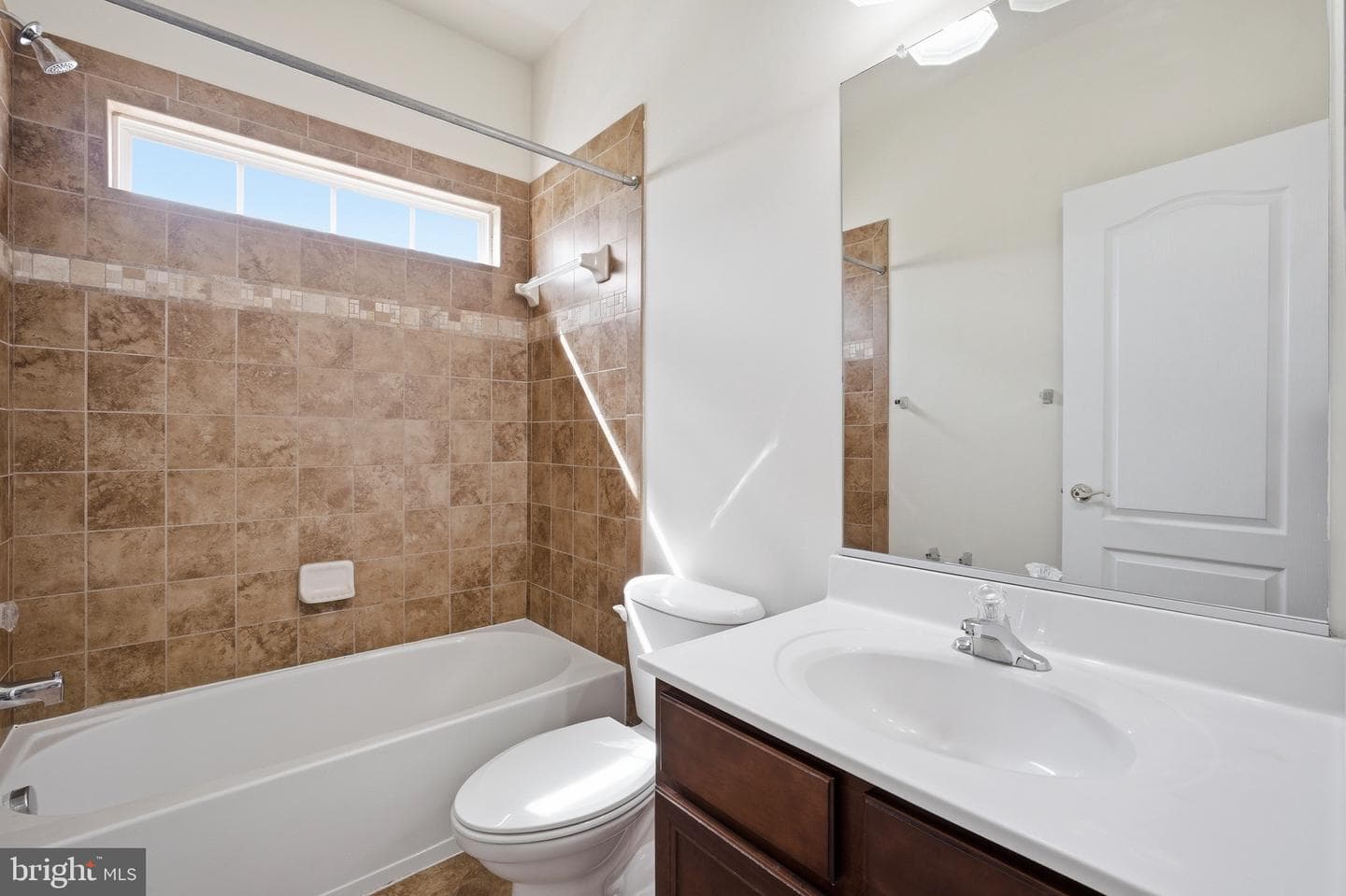 7108 Sudley Avenue photo 22