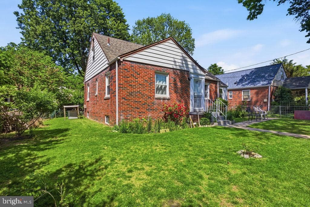 3510 Jefferson Street photo 4