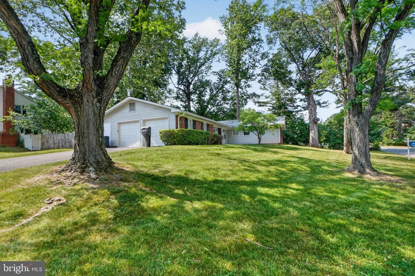 11926 Galaxy Lane photo 3