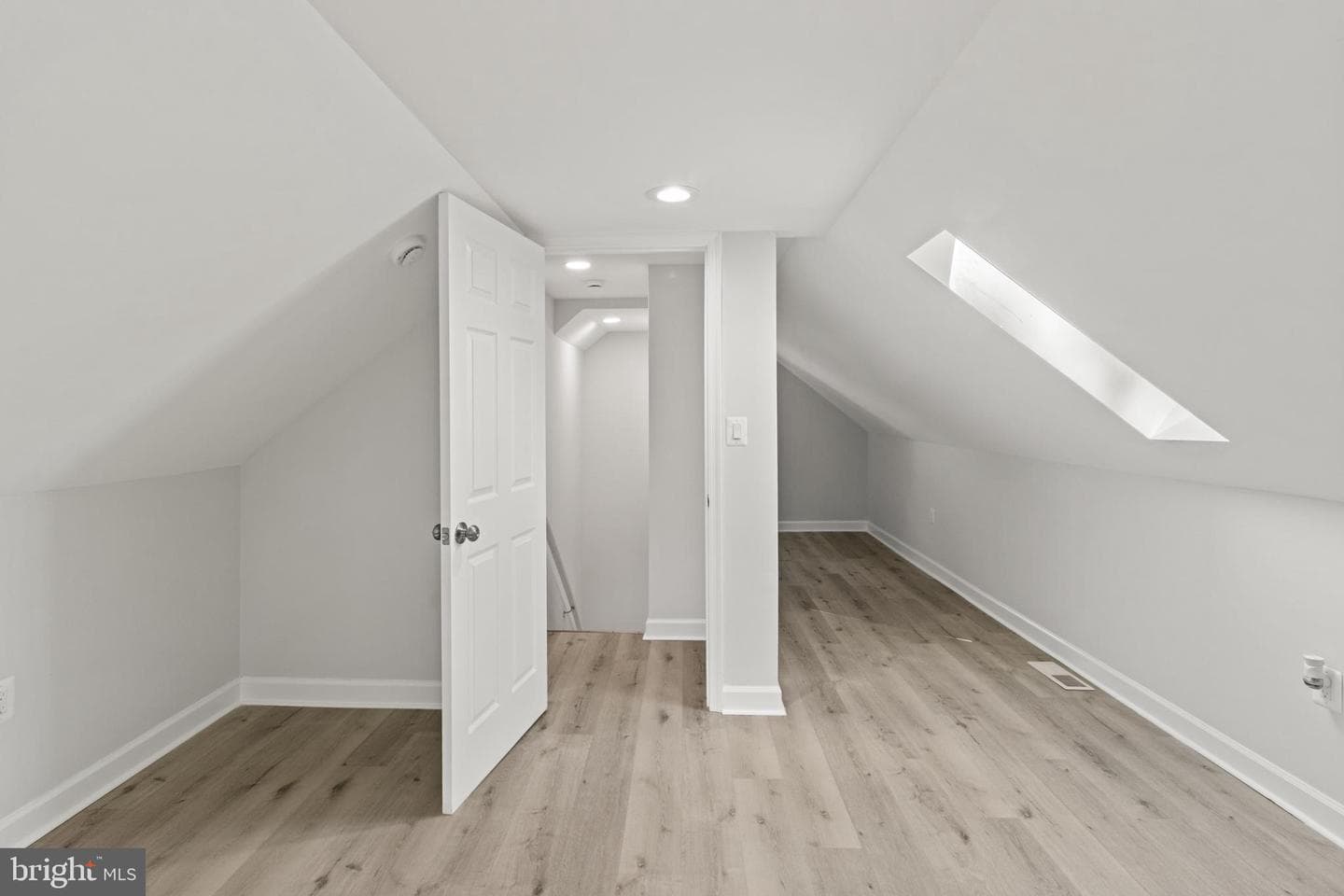 1203 Farmingdale Avenue photo 19