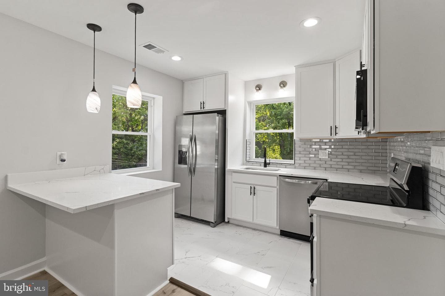 1203 Farmingdale Avenue photo 5