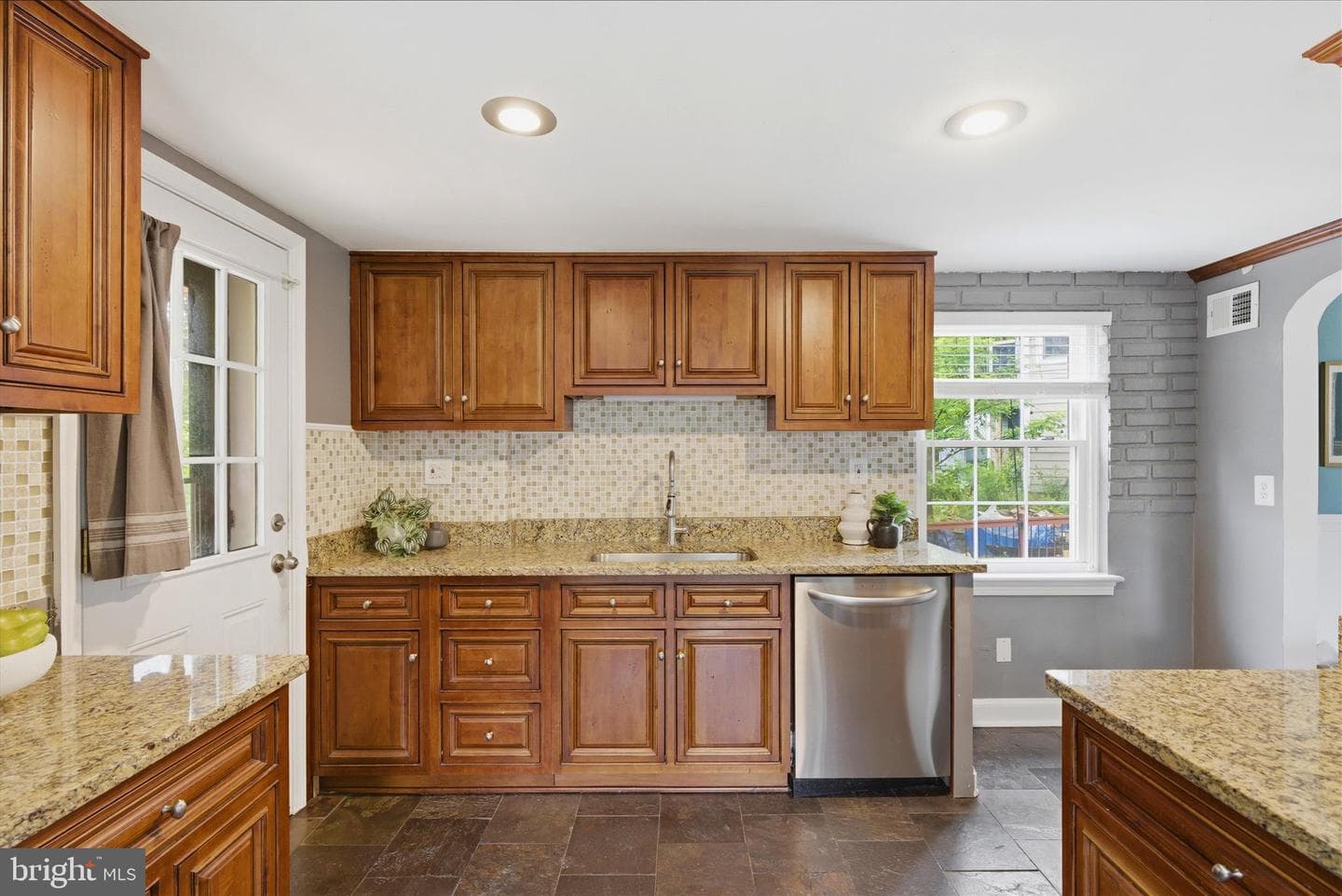 5721 Forest Road photo 15