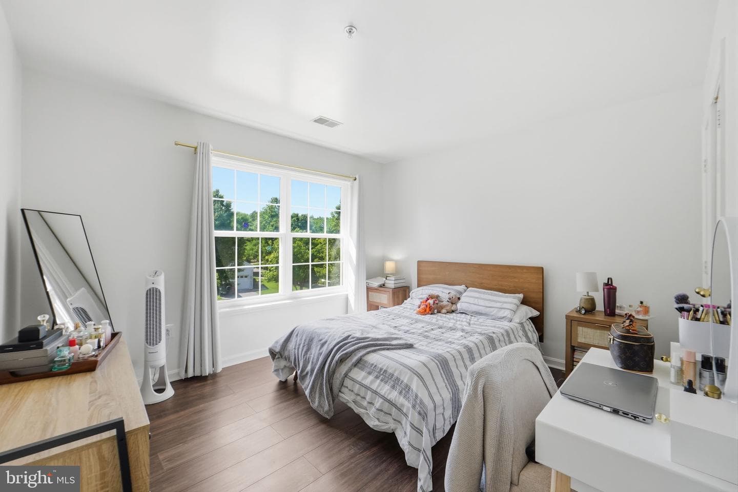 15204 Derbyshire Way photo 19