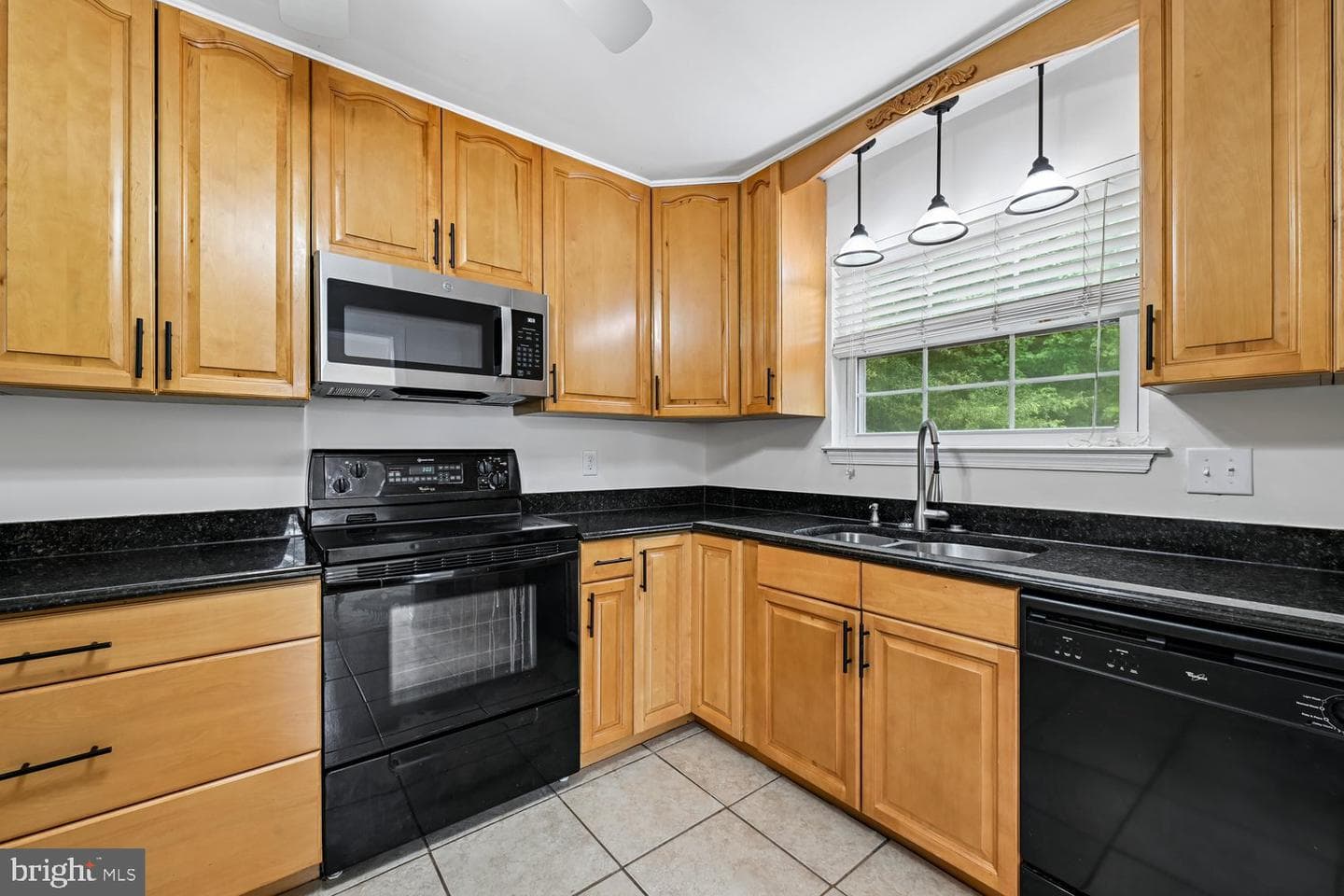 12210 Kingsbrook Street photo 13