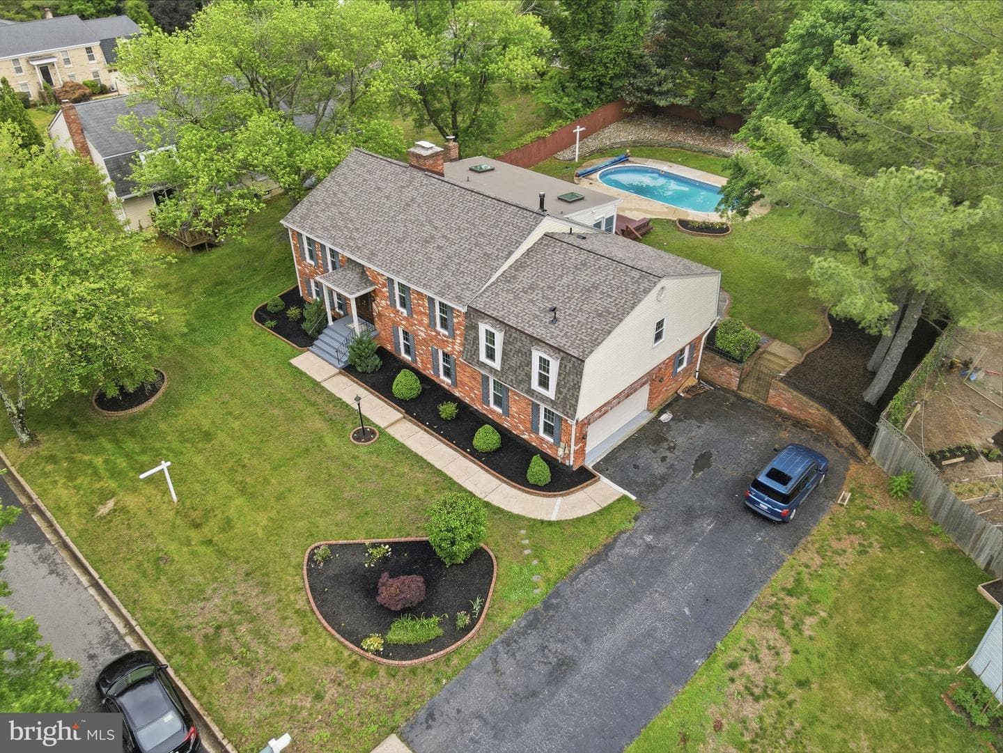 11807 Fairgreen Lane photo 2