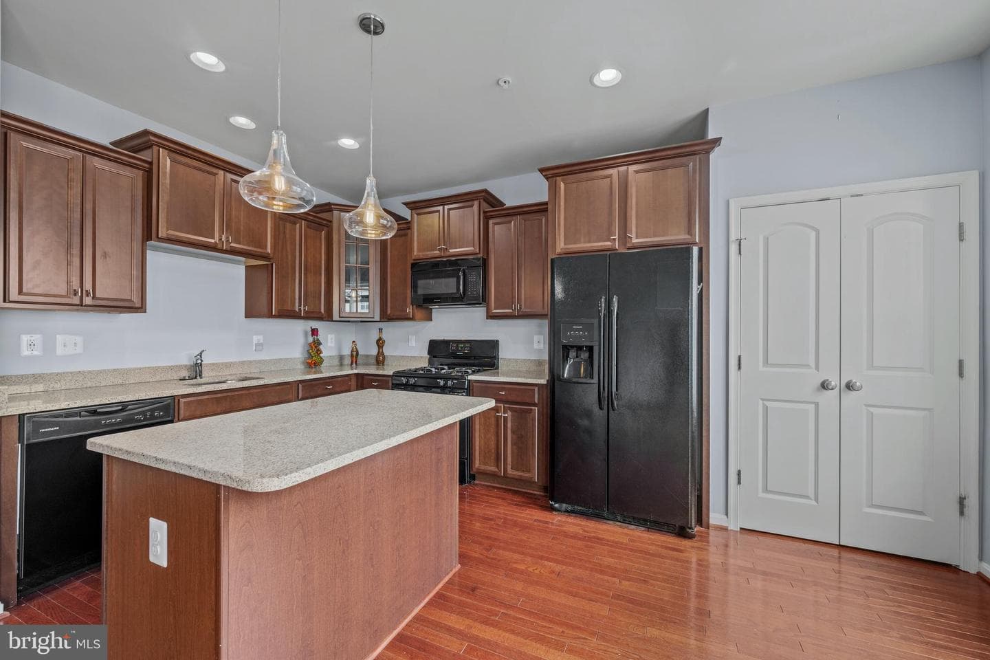 9808 Smithview Place photo 16