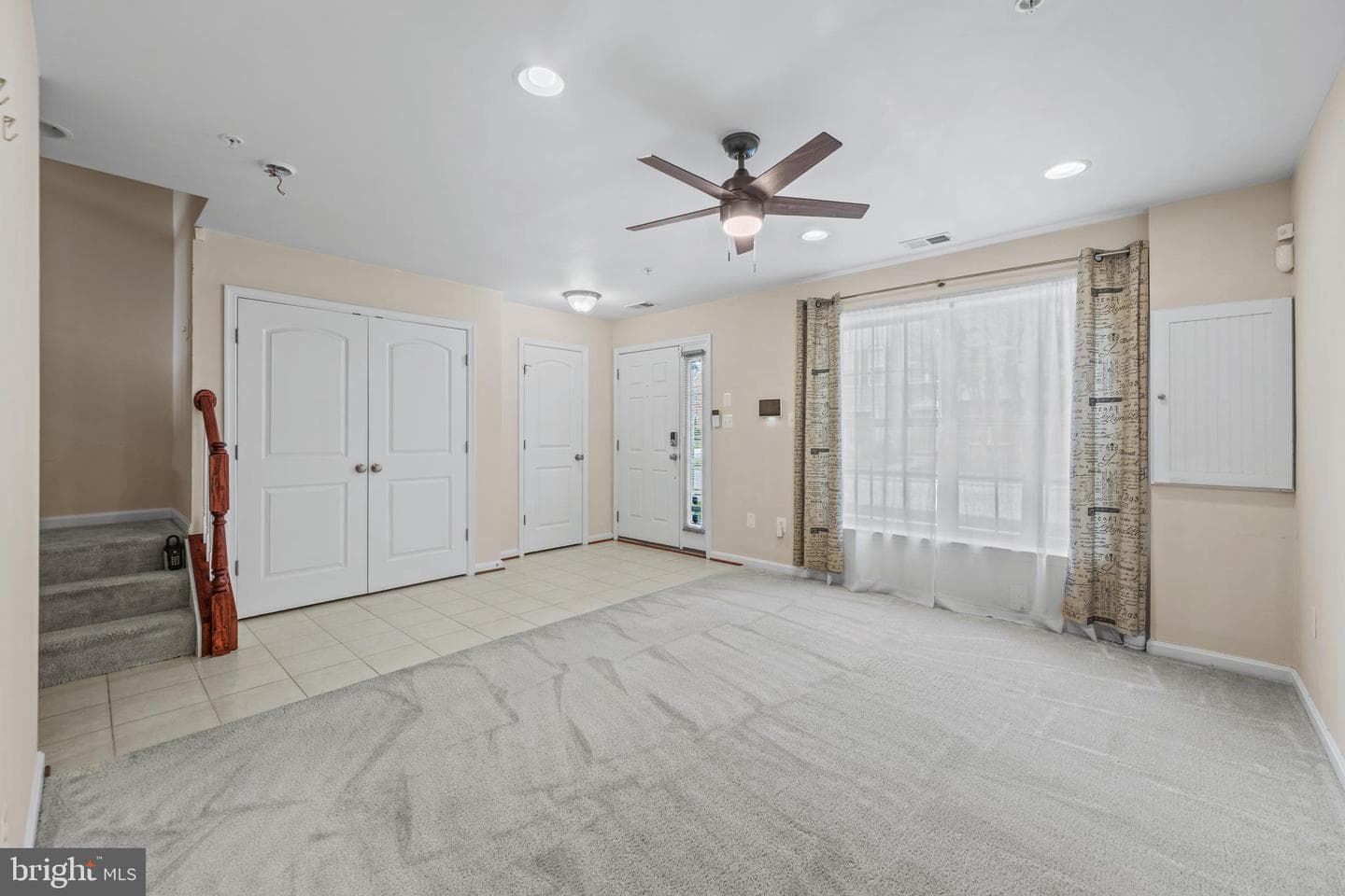 9808 Smithview Place photo 4