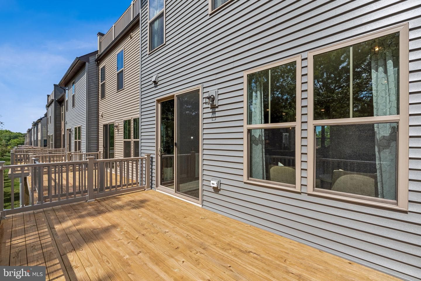 7047 Woodlands Green Road photo 36