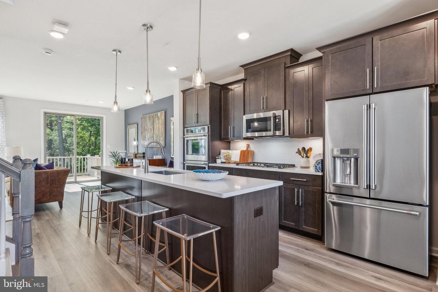 7047 Woodlands Green Road photo 4