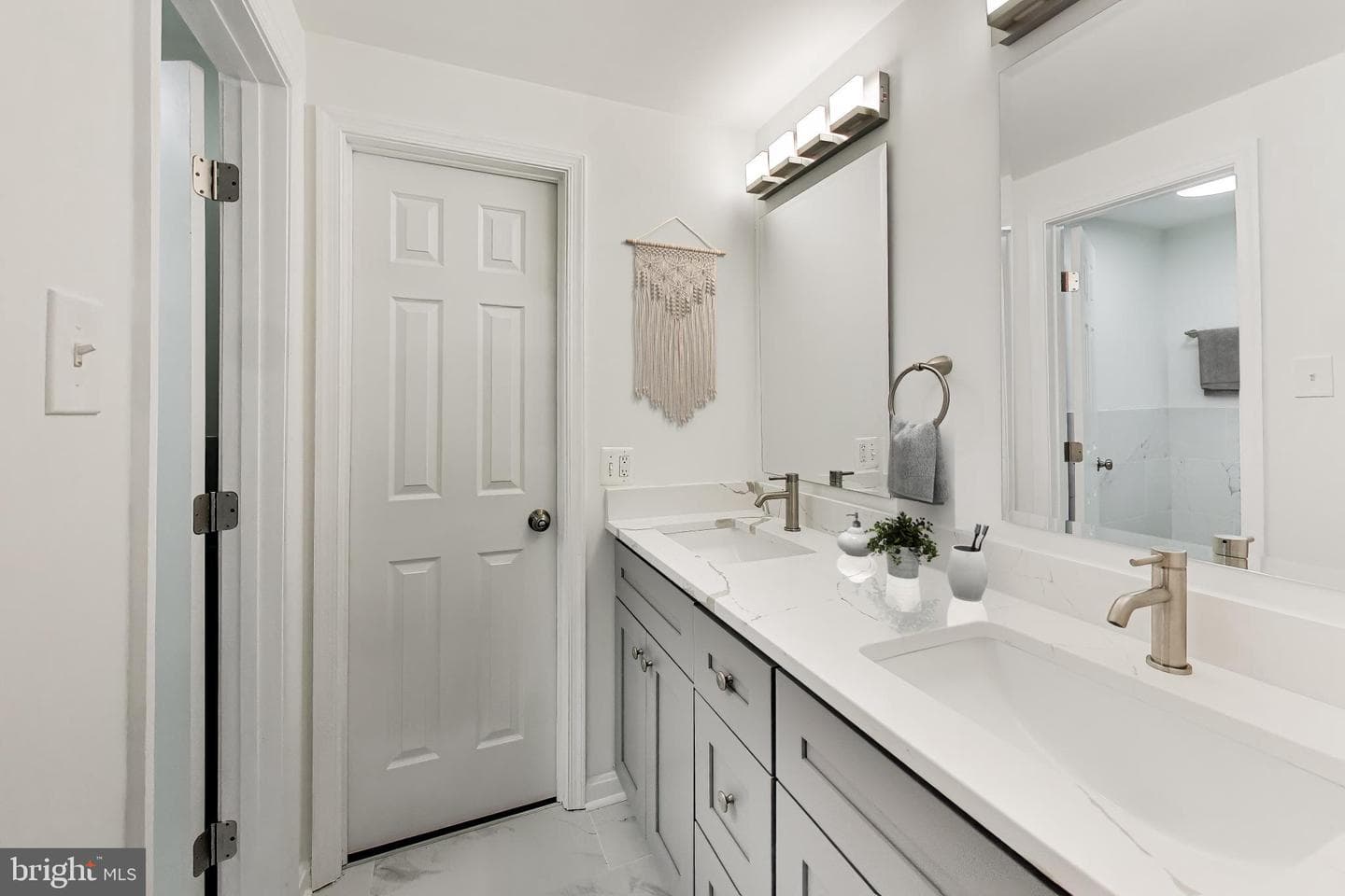 9938 Mallard Drive photo 24