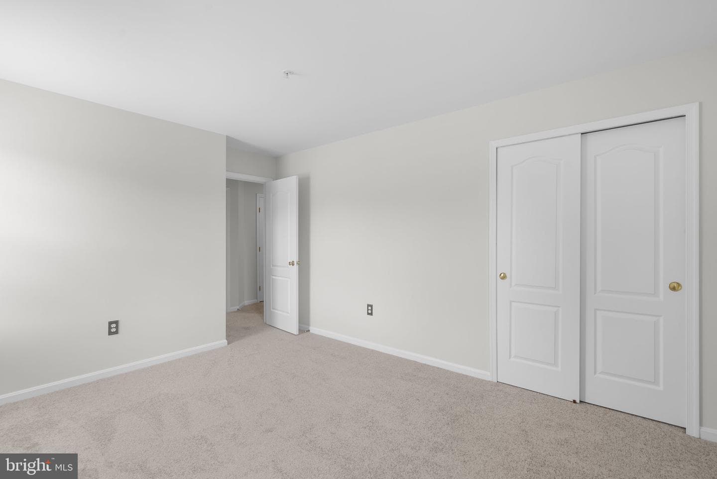 12014 Crestwood Avenue S photo 35