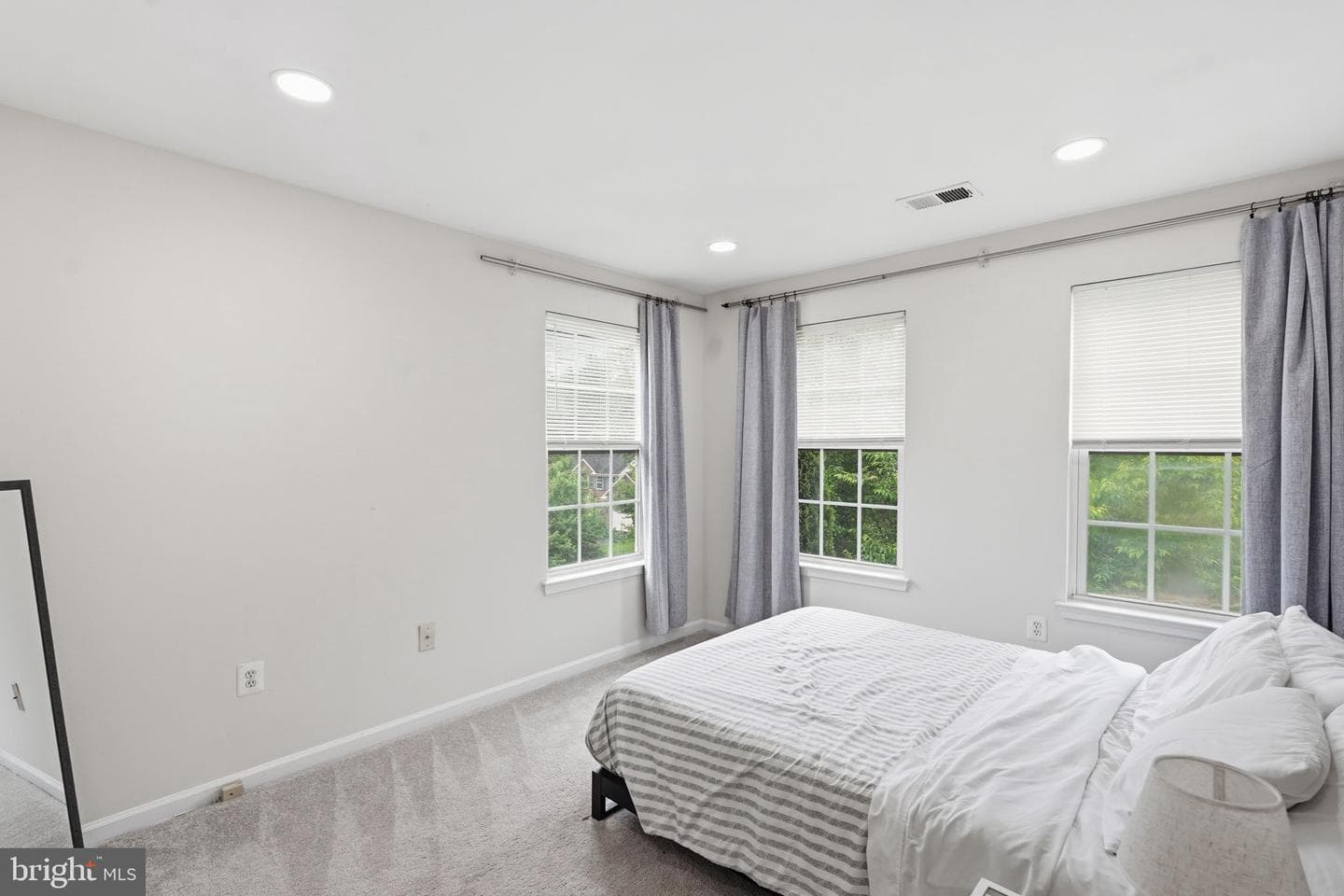 1908 Orchard Hill Drive photo 10