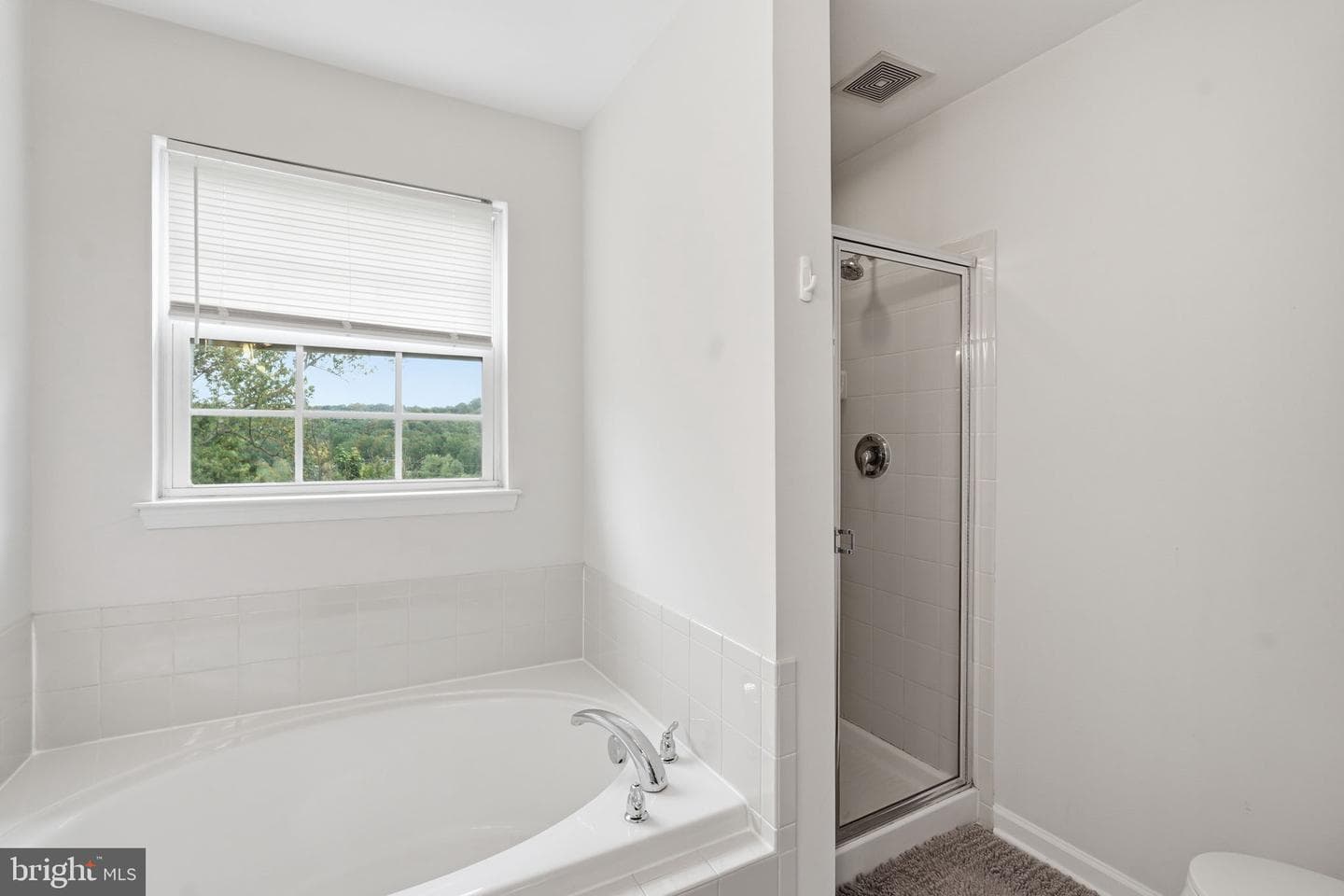 1908 Orchard Hill Drive photo 20