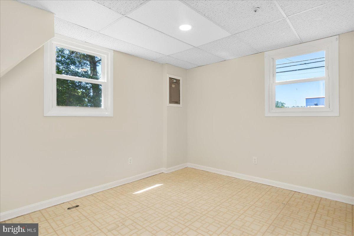 8004 Malcolm Road photo 26
