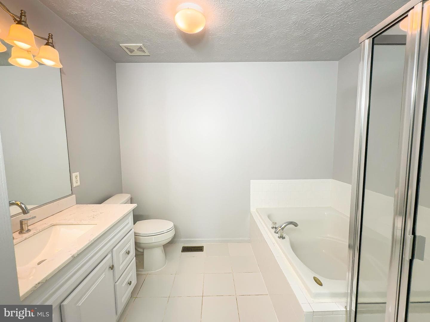 4000 Eastview Court photo 20