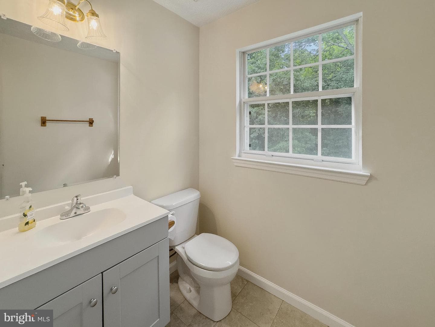 12700 Quarterhorse Drive photo 18