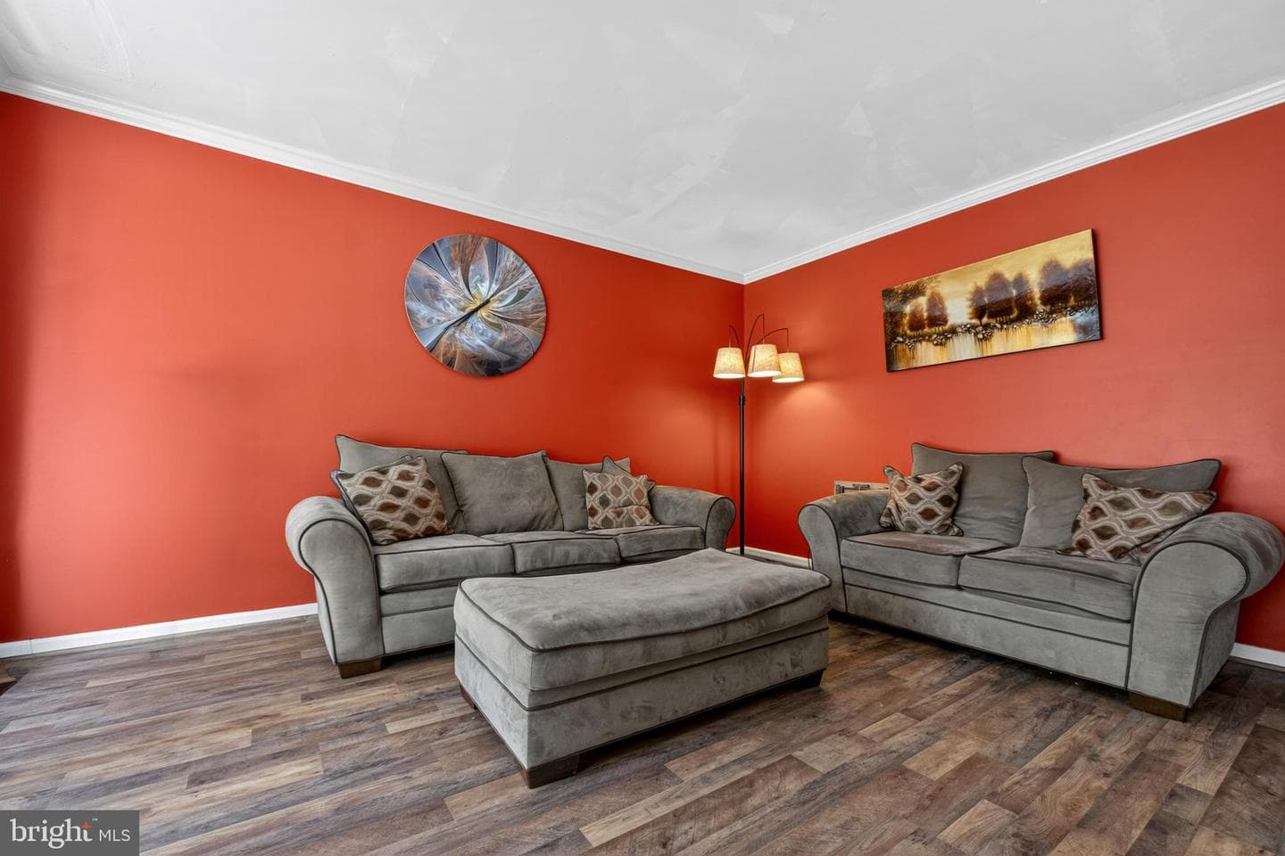 1811 Peachtree Lane photo 8